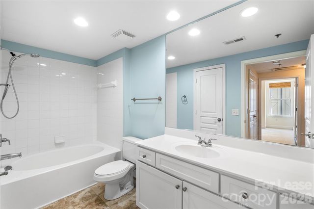 1315 East Boulevard 424, Charlotte, NC 28203