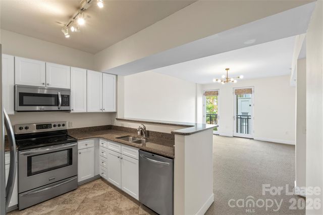 1315 East Boulevard 424, Charlotte, NC 28203