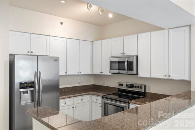 1315 East Boulevard 424, Charlotte, NC 28203