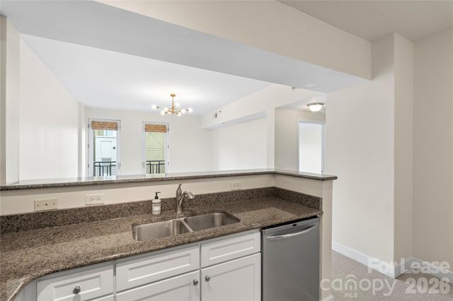 1315 East Boulevard 424, Charlotte, NC 28203