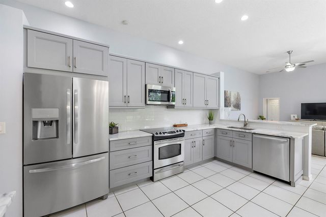 6524 NW 98th Drive, Parkland, FL 33076