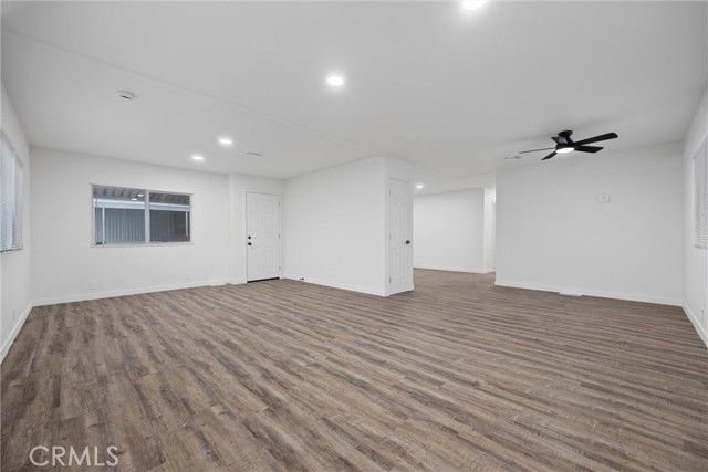 335 Hickorywood Lane, Bakersfield, CA 93308