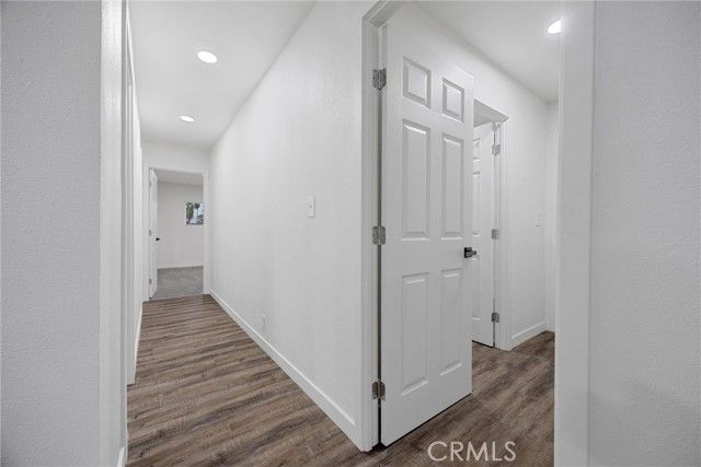 335 Hickorywood Lane, Bakersfield, CA 93308