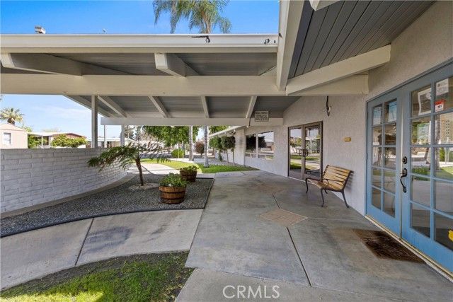 335 Hickorywood Lane, Bakersfield, CA 93308