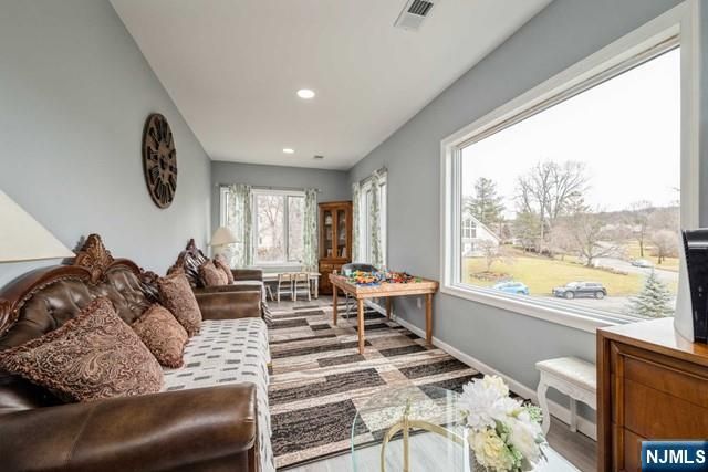 15 Fox Run, North Caldwell, NJ 07006