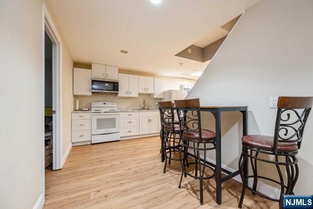 15 Fox Run, North Caldwell, NJ 07006