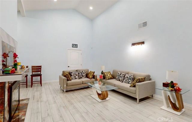 6124 E Camino Correr, Anaheim Hills, CA 92807