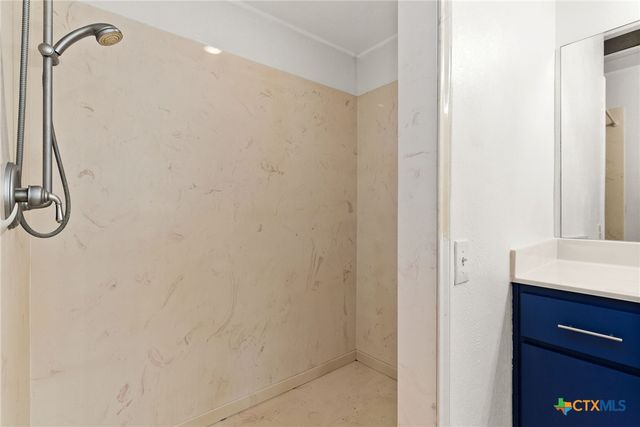 204 Oak Street, Copperas Cove, TX 76522