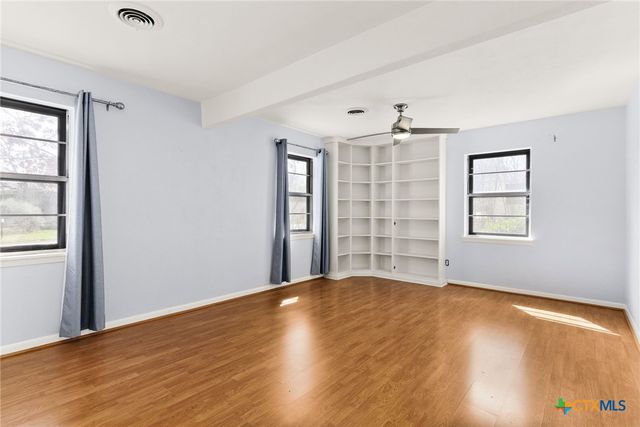 204 Oak Street, Copperas Cove, TX 76522