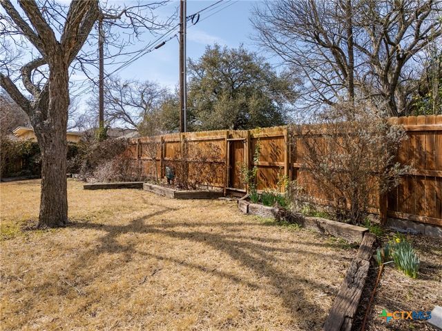 204 Oak Street, Copperas Cove, TX 76522