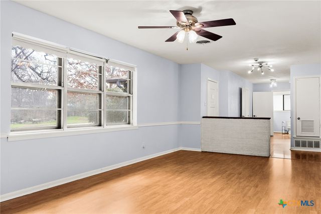 204 Oak Street, Copperas Cove, TX 76522