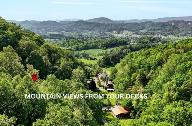 30 Wolf Way, Sevierville, TN 37862