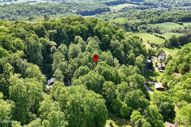 30 Wolf Way, Sevierville, TN 37862