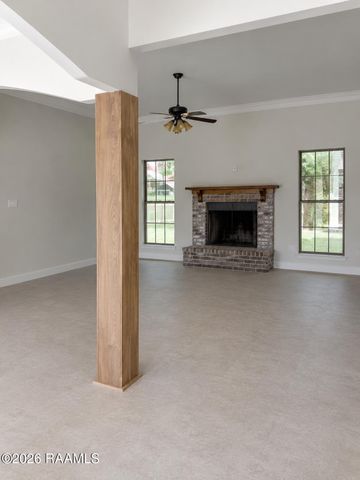 104 Woodlake Lane, Lafayette, LA 70508