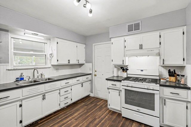 1109 Pacelli Street, Saginaw, MI 48638