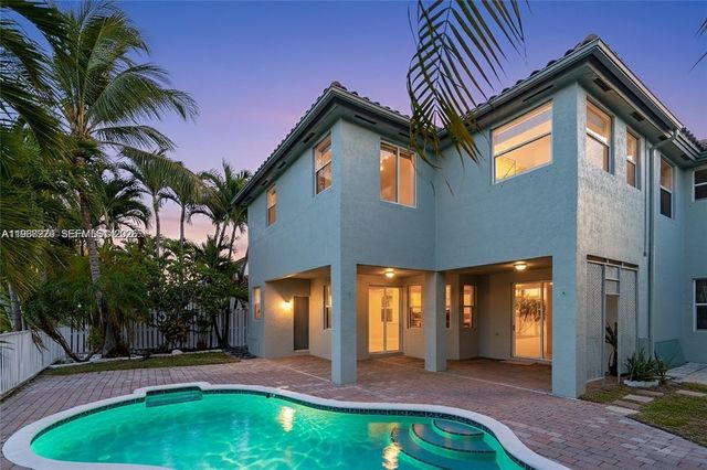 6425 SW 164th Ave, Miami, FL 33193