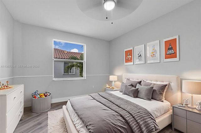 6425 SW 164th Ave, Miami, FL 33193