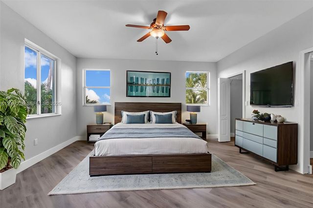 6425 SW 164th Ave, Miami, FL 33193