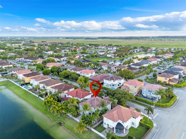 6425 SW 164th Ave, Miami, FL 33193