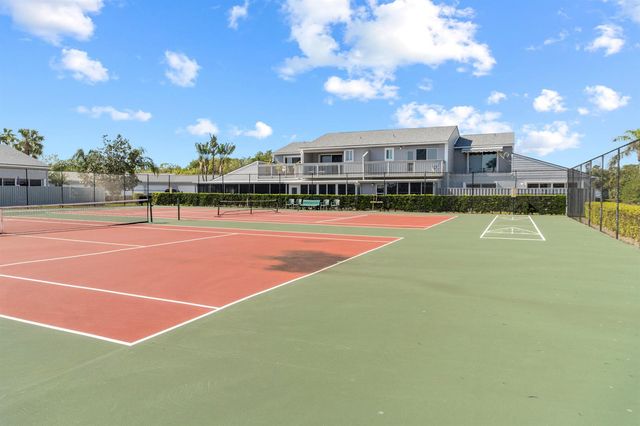 4949 N Highway A1a 196, Fort Pierce, FL 34949