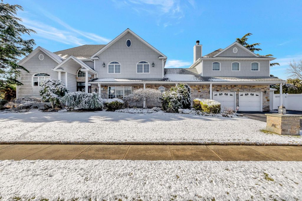 110 Thornwood Road, Massapequa Park, NY 11762