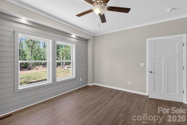 159 Evenfall Lane, Columbus, NC 28722