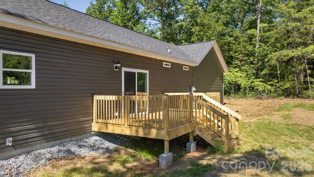 159 Evenfall Lane, Columbus, NC 28722