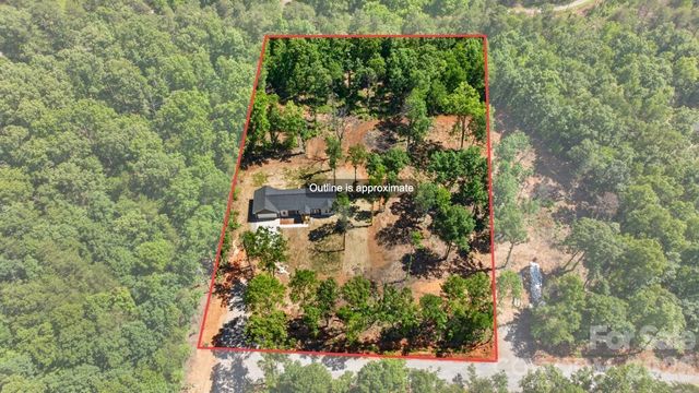 159 Evenfall Lane, Columbus, NC 28722