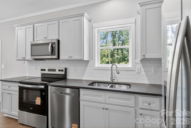159 Evenfall Lane, Columbus, NC 28722