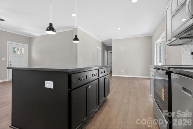 159 Evenfall Lane, Columbus, NC 28722