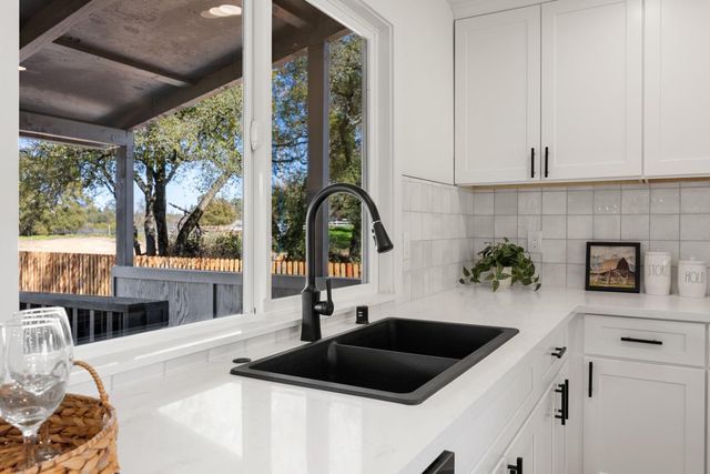6085 Cavitt Stallman Rd, Granite Bay, CA 95746