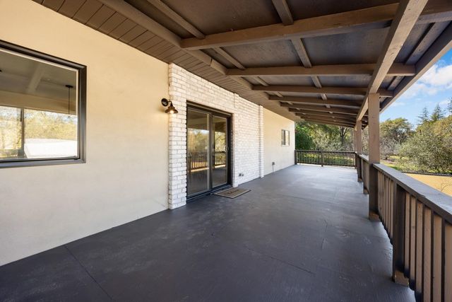 6085 Cavitt Stallman Rd, Granite Bay, CA 95746