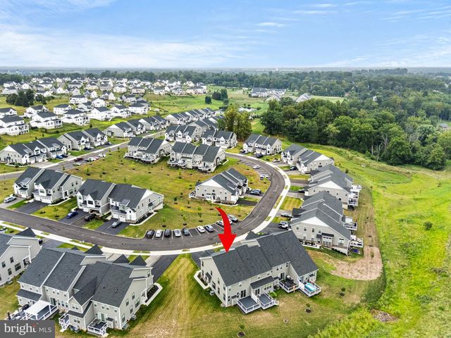 49 TAMARACK CIR, Norristown, PA 19403