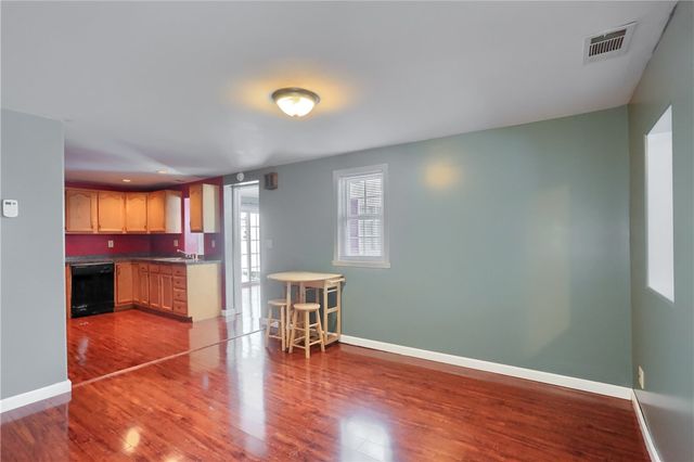 9 13th St, Bessemer, PA 16112