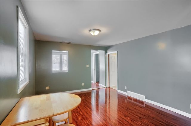 9 13th St, Bessemer, PA 16112