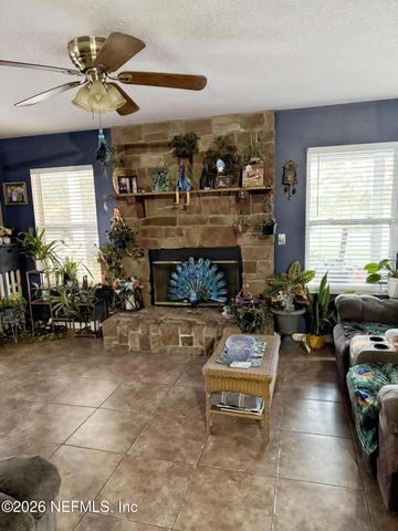 1134 CORAL FARMS Road, Florahome, FL 32140