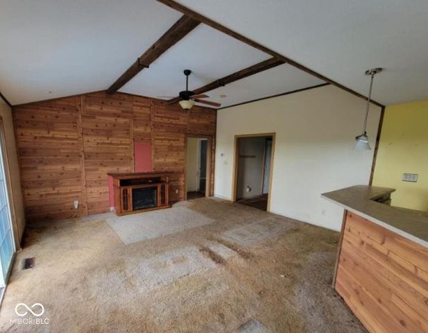 504 S McMinn Road, Centerville, IN 47330