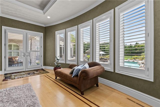 1865 S Woodside LN, Virginia Beach, VA 23454