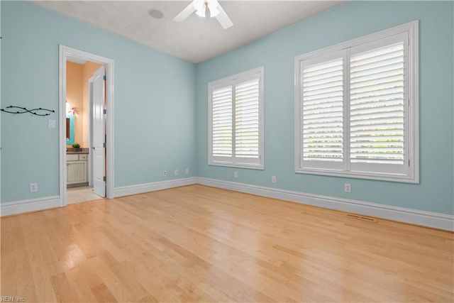 1865 S Woodside LN, Virginia Beach, VA 23454