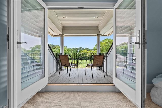 1865 S Woodside LN, Virginia Beach, VA 23454