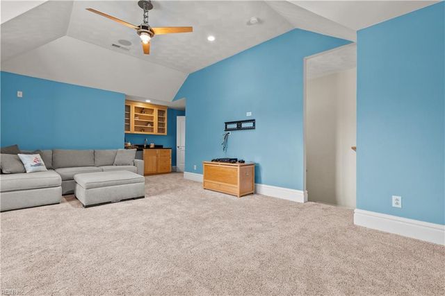 1865 S Woodside LN, Virginia Beach, VA 23454