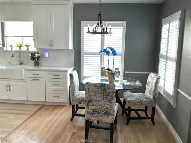 17415 Victory, Lake Balboa, CA 91406
