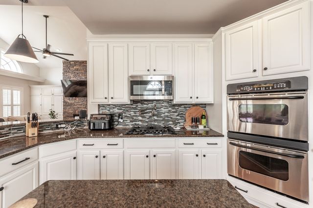 1108 Rossifer Ct, Gallatin, TN 37066