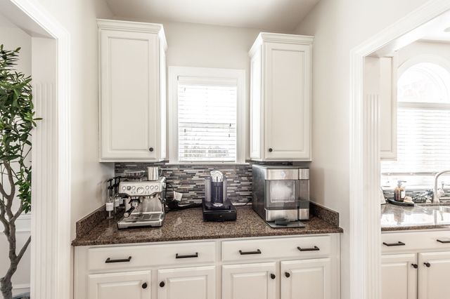 1108 Rossifer Ct, Gallatin, TN 37066