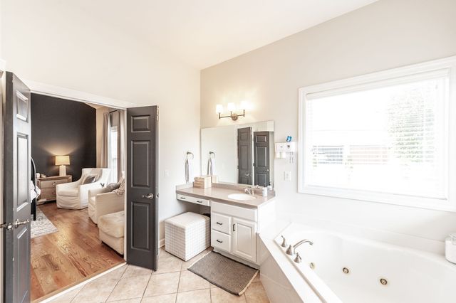 1108 Rossifer Ct, Gallatin, TN 37066
