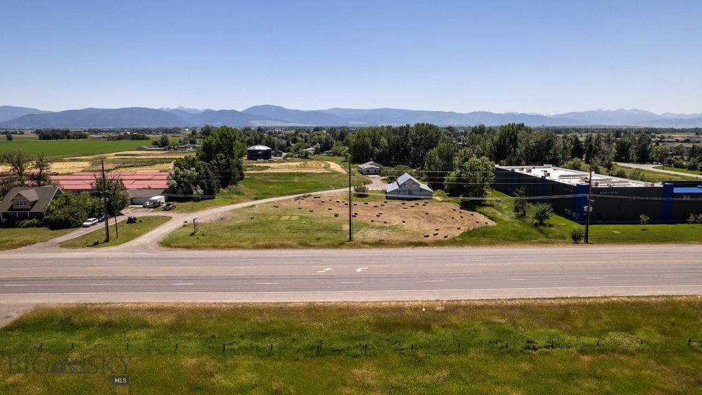 8494 Huffine, Bozeman, MT 59718 photo 2