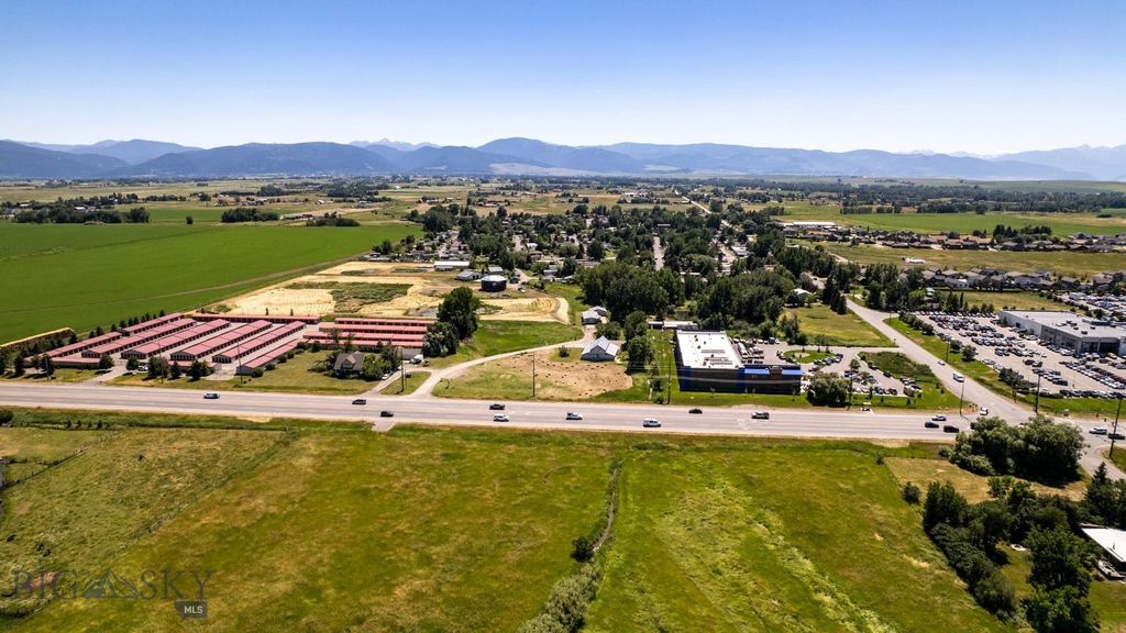 8494 Huffine, Bozeman, MT 59718 photo 3