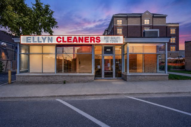 485 Forest Avenue, Glen Ellyn, IL 60137
