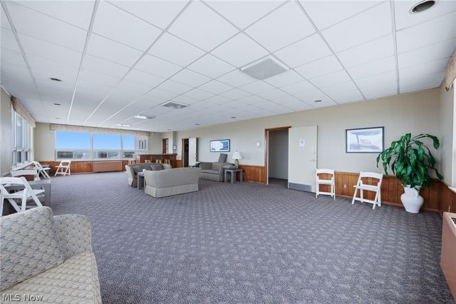 12520 Edgewater Drive 1009, Lakewood, OH 44107