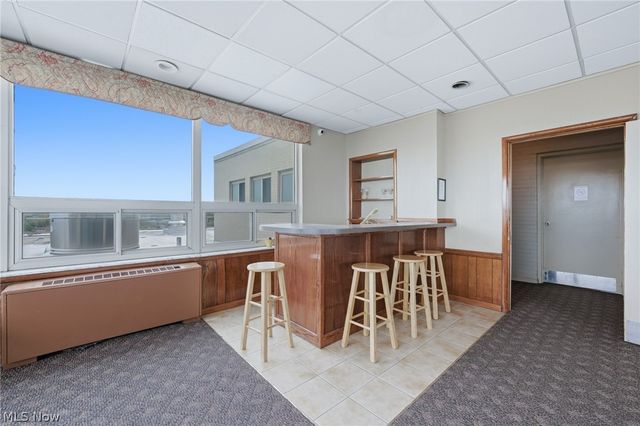 12520 Edgewater Drive 1009, Lakewood, OH 44107